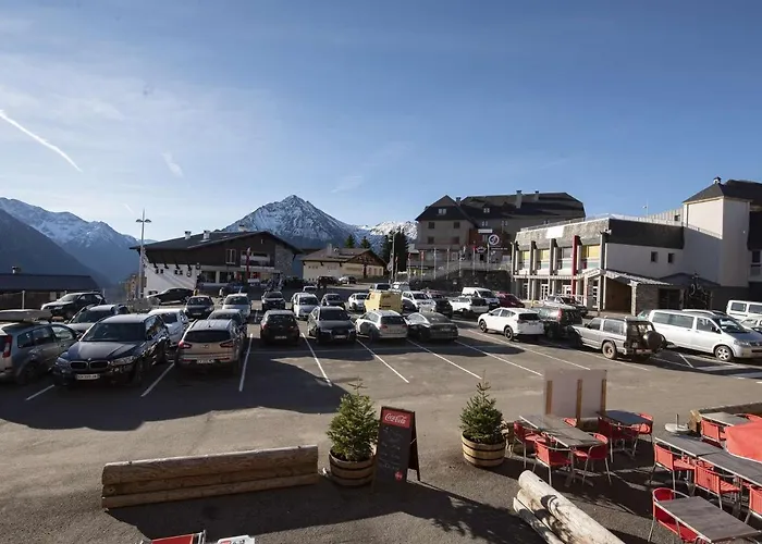 6 Pers. Au Pla D'adet, Pres Des Pistes - Fr-1-296-385 Lejlighed *